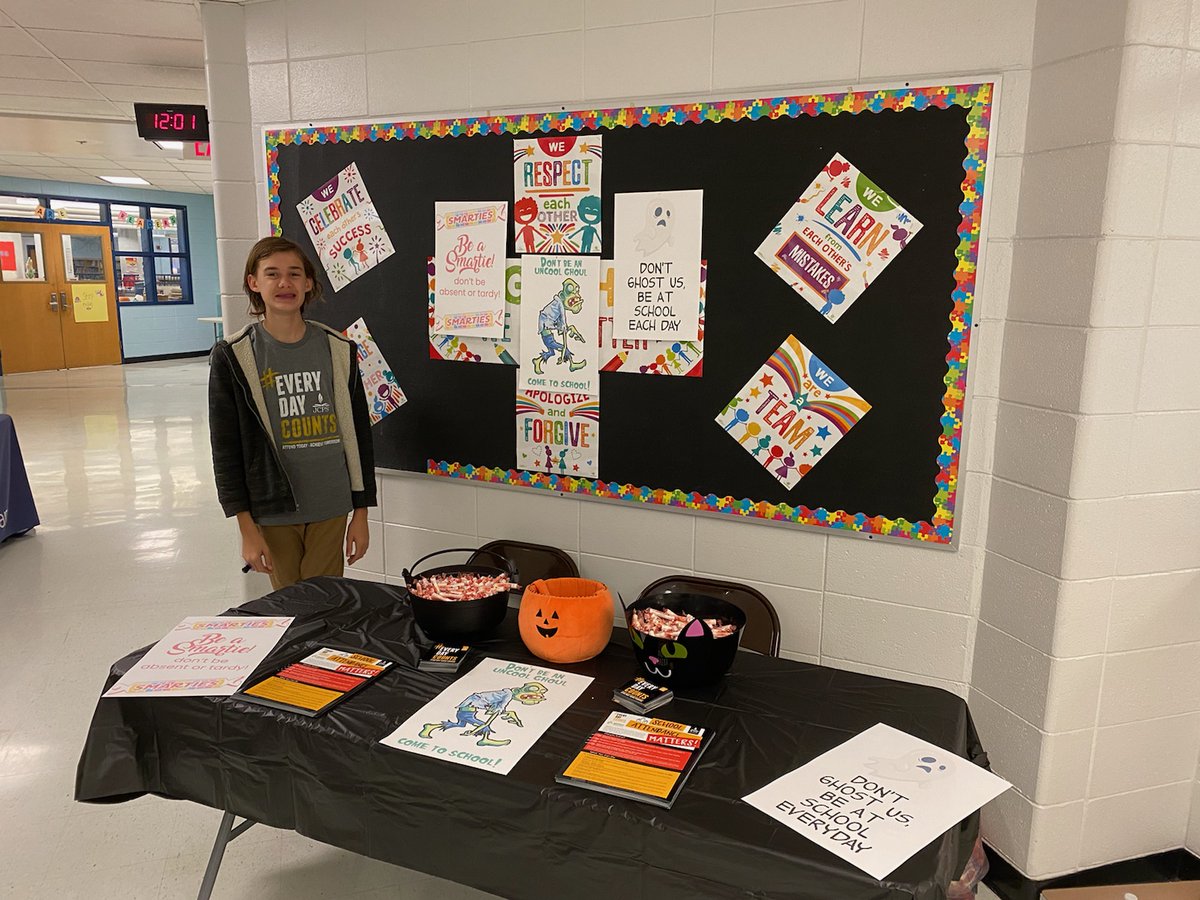 Extra attendance help tonight <a href="/McFerranPrep/">McFerran Preparatory</a> #AllInTheFamily <a href="/ahperryman/">Anne Perryman</a>