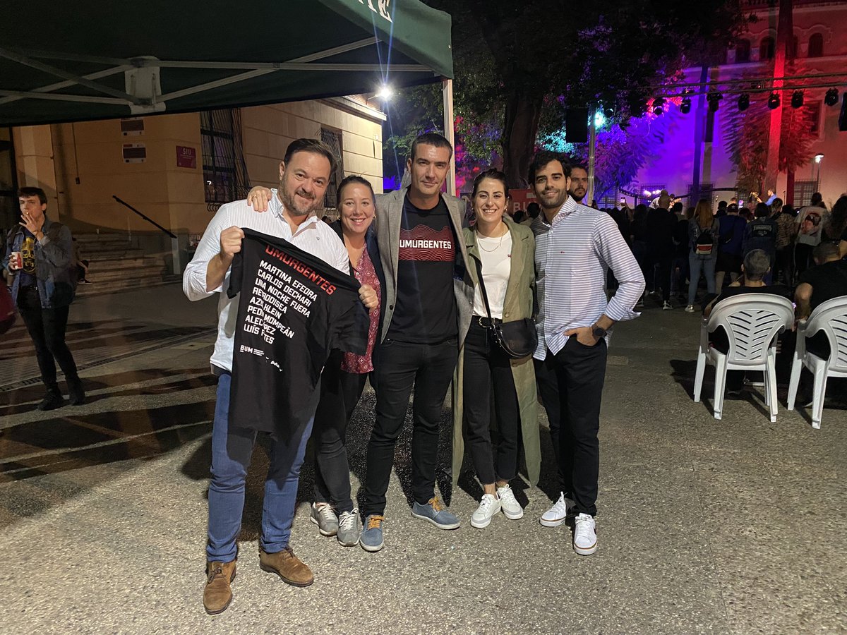 estareaquimismo's tweet image. Primera edición de festival Umurgentes organizado por @Bellasoundmusic @estudiantesumu @juntacentroEste @GabrielaVellio @Ppguillenparra @maviusca #exitazo #talentoJoven