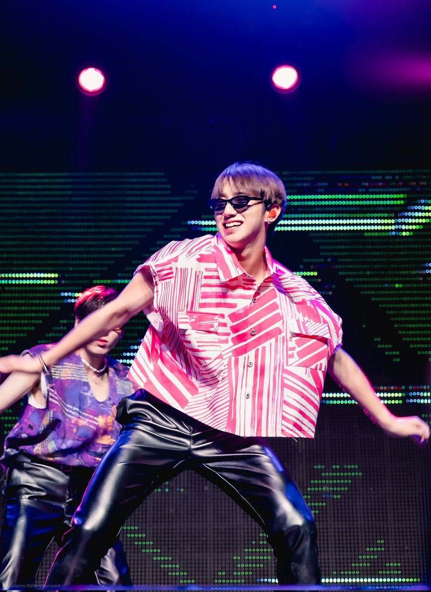 DKBBrazil's tweet photo. 📸 • 27.10.22 | #HARRY_JUNE no show de São Paulo! É tão bom ver o nosso maknae se divertindo enquanto performava 🥹
© Catarina Walter | Storyvent
#다크비 #DKB @DKB_BRAVE
#DKBinBRAZIL https://t.co/XFhdQUf3hW