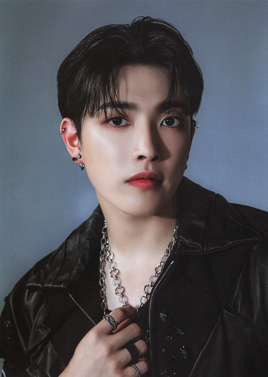 lovetoAtiny's tweet photo. Follow everyone who likes and retweets this! 📸 https://t.co/RicuxSt16I
