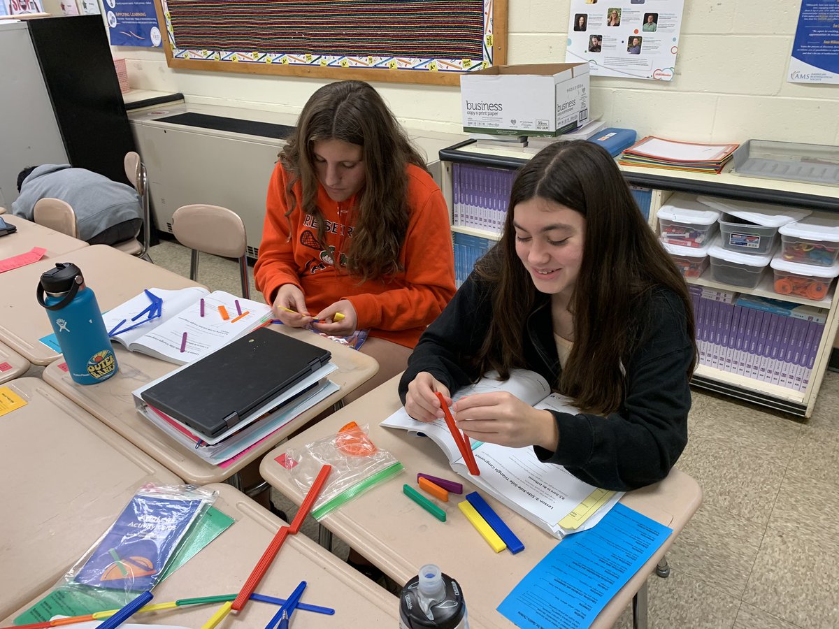 j_eisenberg87's tweet photo. #geometry students @CatonsvilleMS use #anglegs to discover the side-side-side triangle congruence theorem @BCPSMATH @IllustrateMath #learnwithIM #cmsgameon #handsonlearning #supportingthespp #highlyengaged #planningwithfuninmind https://t.co/eiXEK2tkqs