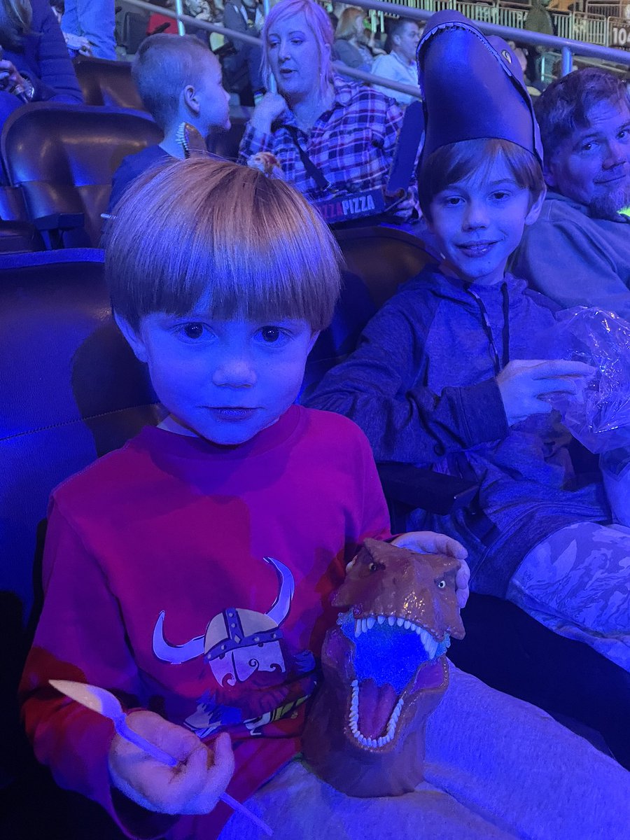 AmyMauk77's tweet photo. #jurassicworldlivetour https://t.co/I8FrQzbBM0
