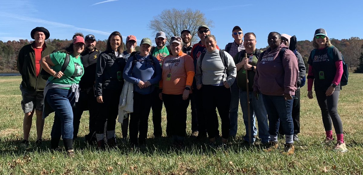 TedHiff's tweet photo. The #Bears as we embark on our wilderness hike! @AshleyMairFHC @DrSladekMVR3 @bgeleaders @AckermannPES @BGELeaders @Mr_BHopper @mikejohnson @BradOwings @jennihayesedu @MrsTDade @KeishaPanagos @EyeTeachSci @MLDSLeaders #MOLA37 #GoBears https://t.co/jByBHZ5WL2