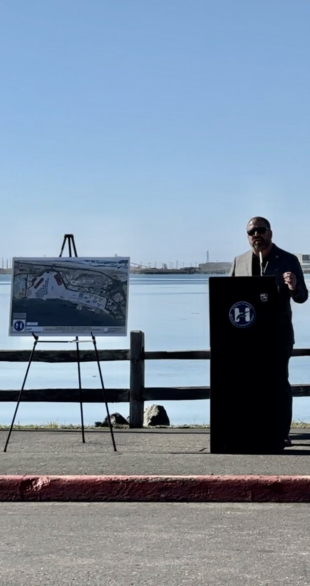CA_Bldg_Trades's tweet photo. Exciting news for #offshorewind in California. Today we were in #HumboldtCounty with @JaredHuffman to announce a partnership between @HBHarbor &amp; @CrowleyMaritime to construct and operate a heavy lift terminal on the North Coast. More skilled and trained jobs coming to Humboldt. https://t.co/yNChvOn5BY