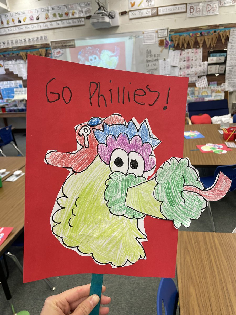 Miss_Matticks's tweet photo. This class is excited for the World Series! @Phillies @HurffvilleElem #GoPhillies https://t.co/QnrE0csYfA