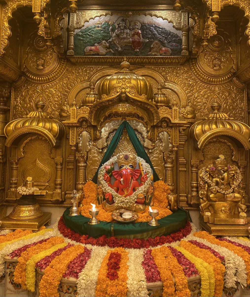 SVTMumbai's tweet photo. 🙏 गणपती  बाप्पा मोरया 🌺मंगलमूर्ती मोरया 🙏२८/१०/२०२२
🙏Ganapati Bappa Moraya 🌺 Mangalmurti Moraya  🙏28/10/2022 https://t.co/6mwIZLP9x5
