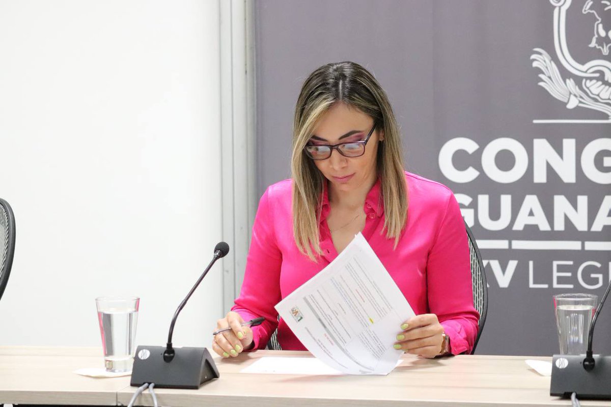 Ahora en Comisión de Gobernación 🙋🏻‍♀️ hemos radicado la minuta que envía la Cámara de Diputados en materia de la Guardia Nacional para extender, hasta 2028, la permanencia de las Fuerzas Armadas en tareas de seguridad pública.