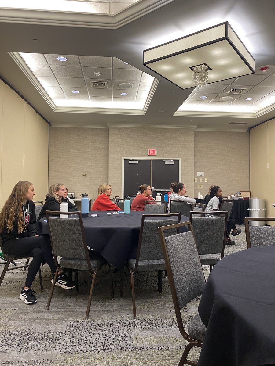 The night before. 

Husker XC prepares for a shot at the Big Ten Championship tomorrow afternoon!

#GBR