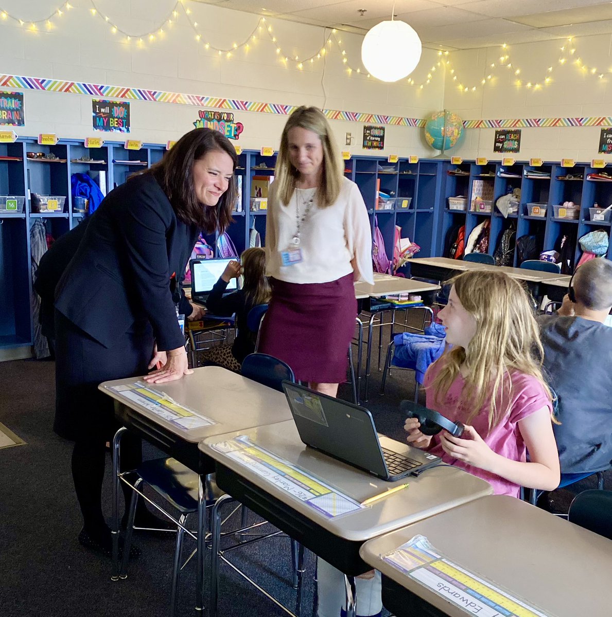 The essence of learning is personal which is why it's so important to connect with students at an individual level. With small group meetings and personal goals set for students, @MarysvilleEVSD is providing multiple literacy check-ins for their community of learners.
