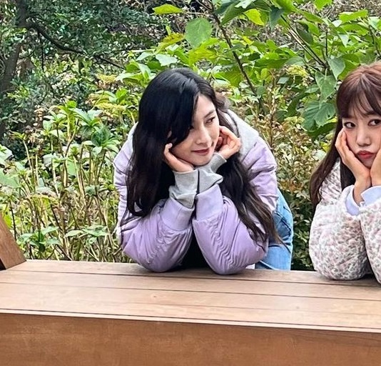 Celebsstyle5's tweet photo. 셀럽 : 에이핑크 오하영
어디 : 인스타그램
브랜드 : 마르디 메크르디 (Mardi Mercredi)
모델 : CROPPED MA1 BOMBER_LAVENDER

https://t.co/x2mdMUSpmd

#마르디메크르디 #MardiMercredi #에이핑크 #Apink #오하영 #HAYOUNG #봄버 #아우터 #손민수 #손민수템 https://t.co/gpGmQyJwwX