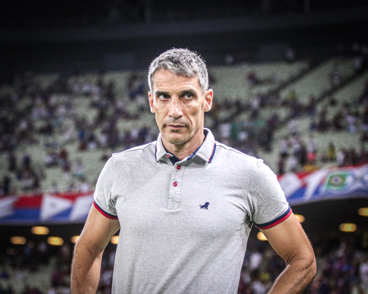 CopaDoNordeste's tweet photo. Torcedor do @FortalezaEC olhando pra quem disse que o time ia ser rebaixado 🤨 https://t.co/WoB4tXkG4m