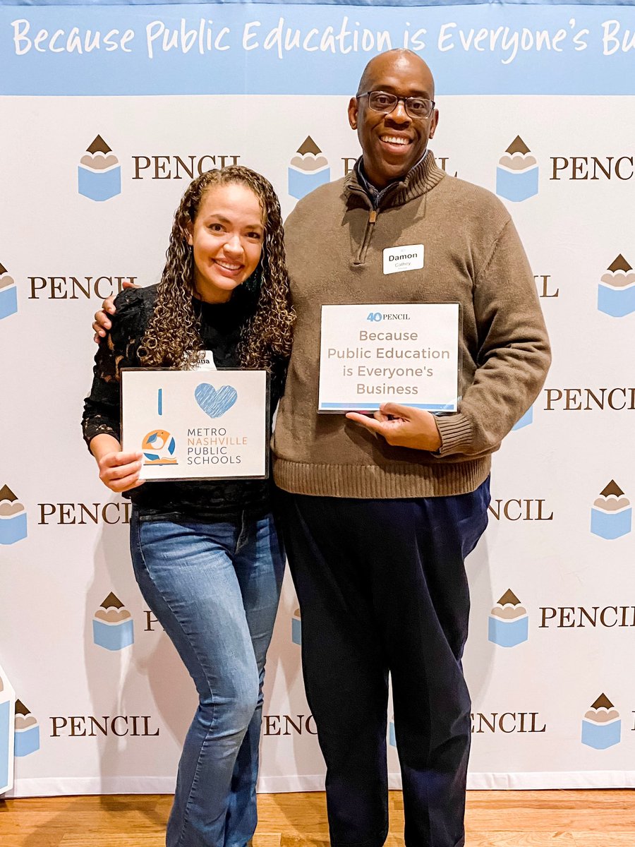 haywoodcubsMNPS's tweet photo. ☀️What a great day! I got to hand the proverbial master keys to Kristina to serve as Principal for a Day! So thankful for her leadership wisdom, her commitment to @haywoodcubsMNPS - and the commitment of her team @RamseySolutions. @PENCIL4Schools @MetroSchools #PFAD22 #AlexH https://t.co/9I6yykiAzC