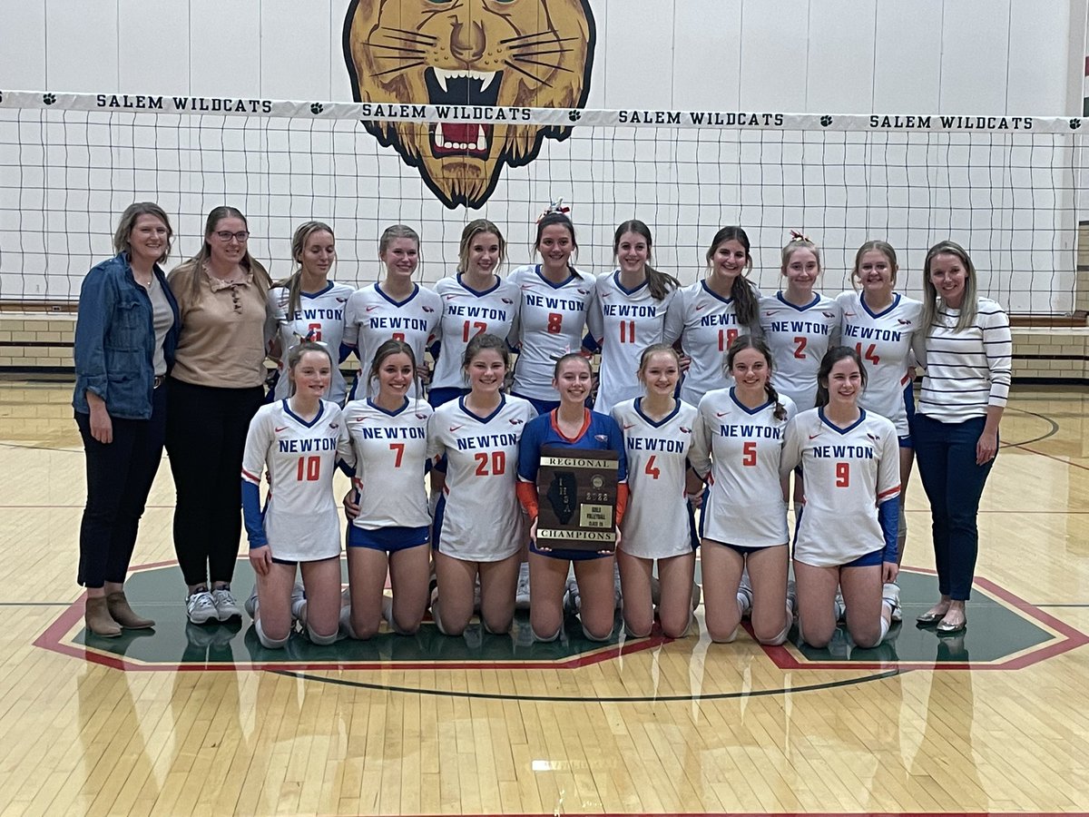 NewtonVball's tweet photo. Regional Champs!!!! Total team effort! #Soar2Success #NCHSVolleyball https://t.co/ItO3aD5KiN