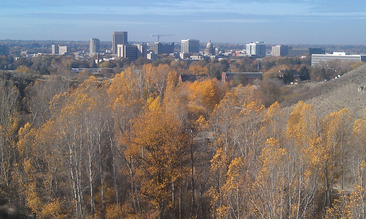 SteveStuebner's tweet photo. My outdoor tip of the week: Try this trio of moderate kid-friendly hikes close to home in the Boise Foothills with elevated views of the city! https://t.co/LsIMZYaKqB https://t.co/wrmrUYK0sh