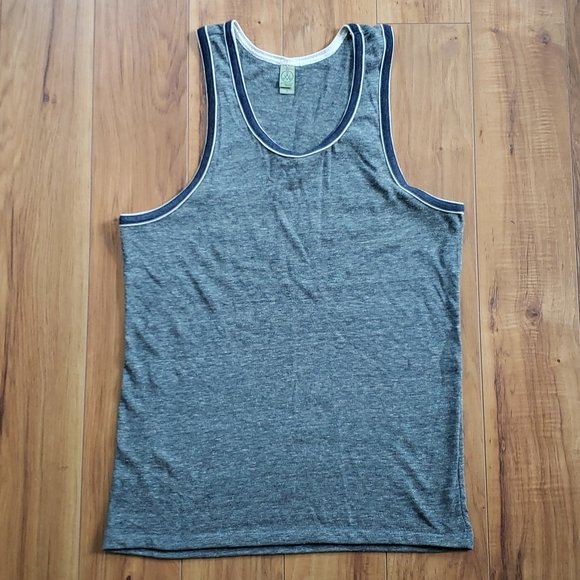 So good I had to share! Check out all the items I'm loving on <a href="/Poshmarkapp/">Poshmark</a> from <a href="/MrAdamSolich/">Adam Solich</a> #poshmark #fashion #style #shopmycloset #alternativeapparel: posh.mk/kQKuE38Ptub