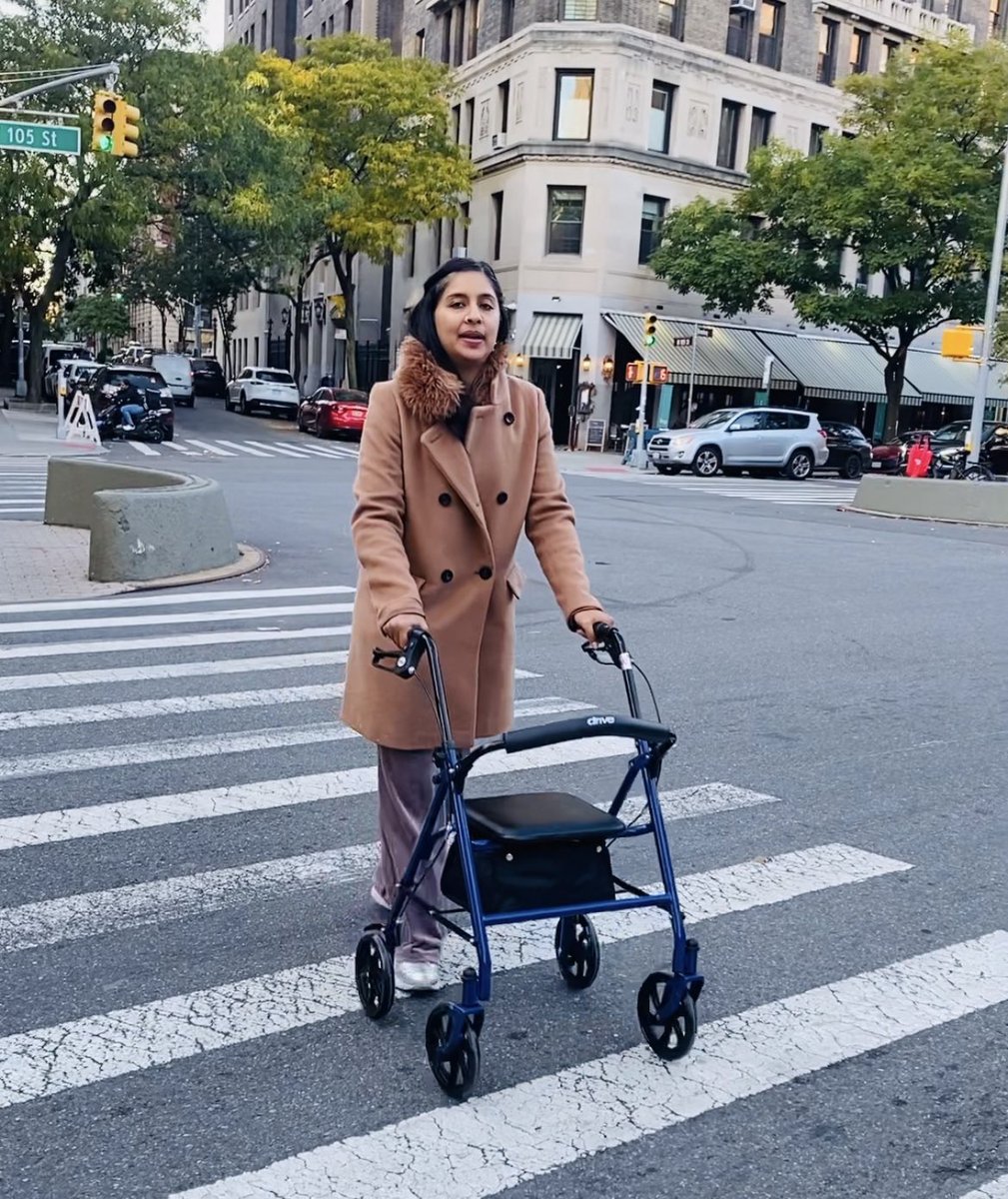 uniqorndoc's tweet image. Them- “But you look good &amp;amp; sound sogood” 
Me - “Why, thank you, thats how #LongCovid can present” ….even when Im using a Walker!!😂
The REAL question is “How do I feel?”Actually sub optimal-if doing day to day activities easily—is a good day🤗 #pandemicproblems