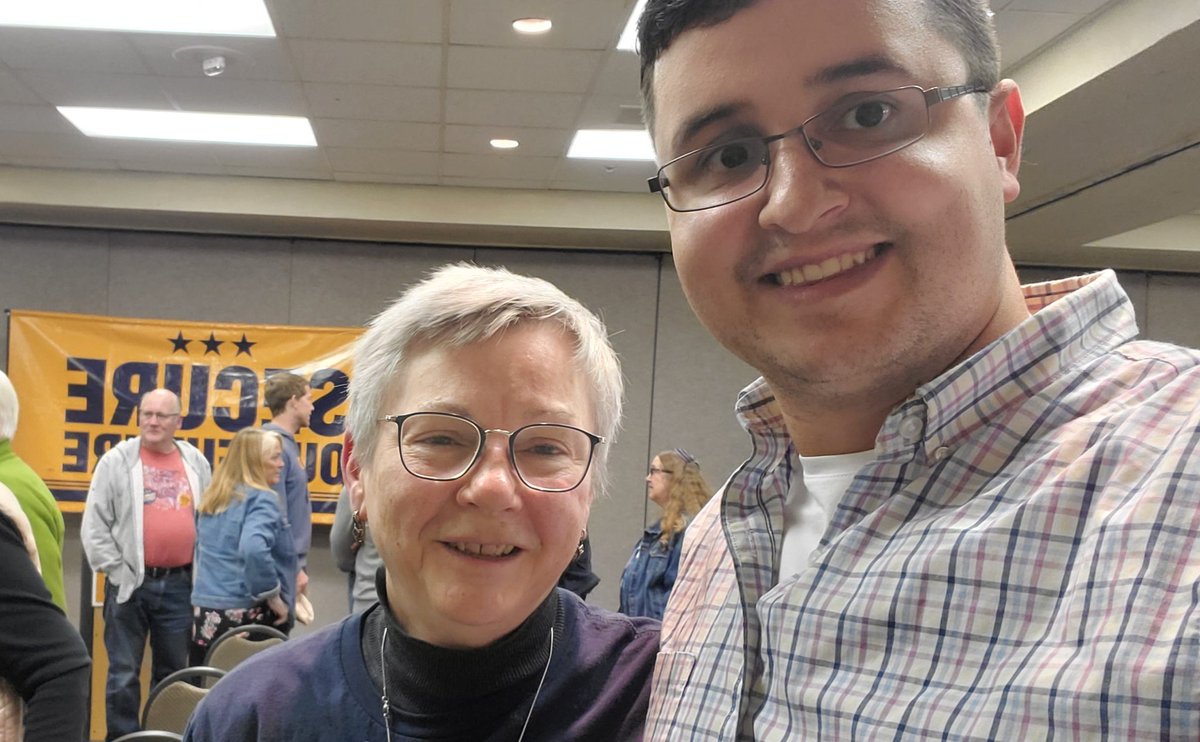 The best part of any campaign is the friends that you make along the way. Jacki O'Donnell has been with <a href="/TeamFrankenIowa/">Team Franken for Iowa ⭐️ ⚓️ 🌽</a> the whole way!