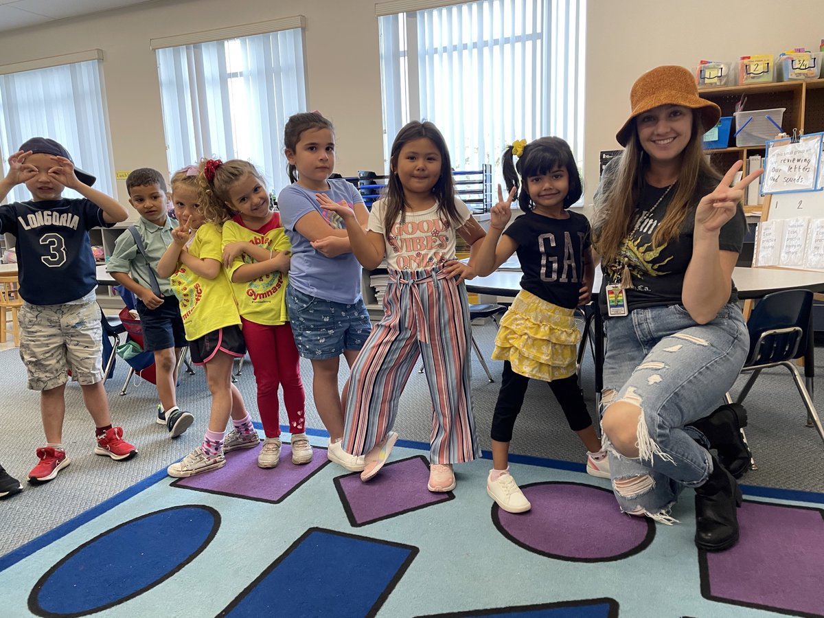 AimAddison_SC's tweet image. Enjoying Decades Day to celebrate Respect Week! A 5 year RunDMC was walking around signing autographs. We missed taking his pic but man, he was cute! @HCPS_SEL @HCPSArea3 #RedRibbonWeek #RedRibbonWeek2022