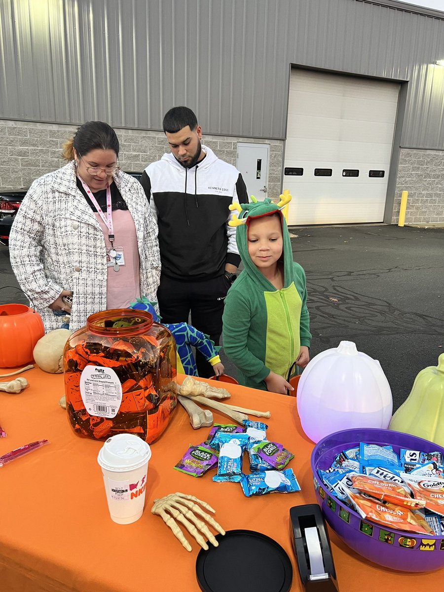 michele minniear (@micheleminniear) on Twitter photo 8452 Participating in a community event for trunk-or-treat Hadley public schools Can you guess who won First Place โฆHADLEY HD whoop whoop <a href="/marantes1/">Marcelo Arantes</a> <a href="/DanielleKida1/">Danielle Dion Korell</a> <a href="/HadleyDepot/">Hadley Home Depot</a> <a href="/HouleHeather/">HeatherHouleTHD</a> 8452 Participating in a community event for trunk-or-treat Hadley public schools Can you guess who won First Place โฆHADLEY HD whoop whoop <a href="/marantes1/">Marcelo Arantes</a> <a href="/DanielleKida1/">Danielle Dion Korell</a> <a href="/HadleyDepot/">Hadley Home Depot</a> <a href="/HouleHeather/">HeatherHouleTHD</a>