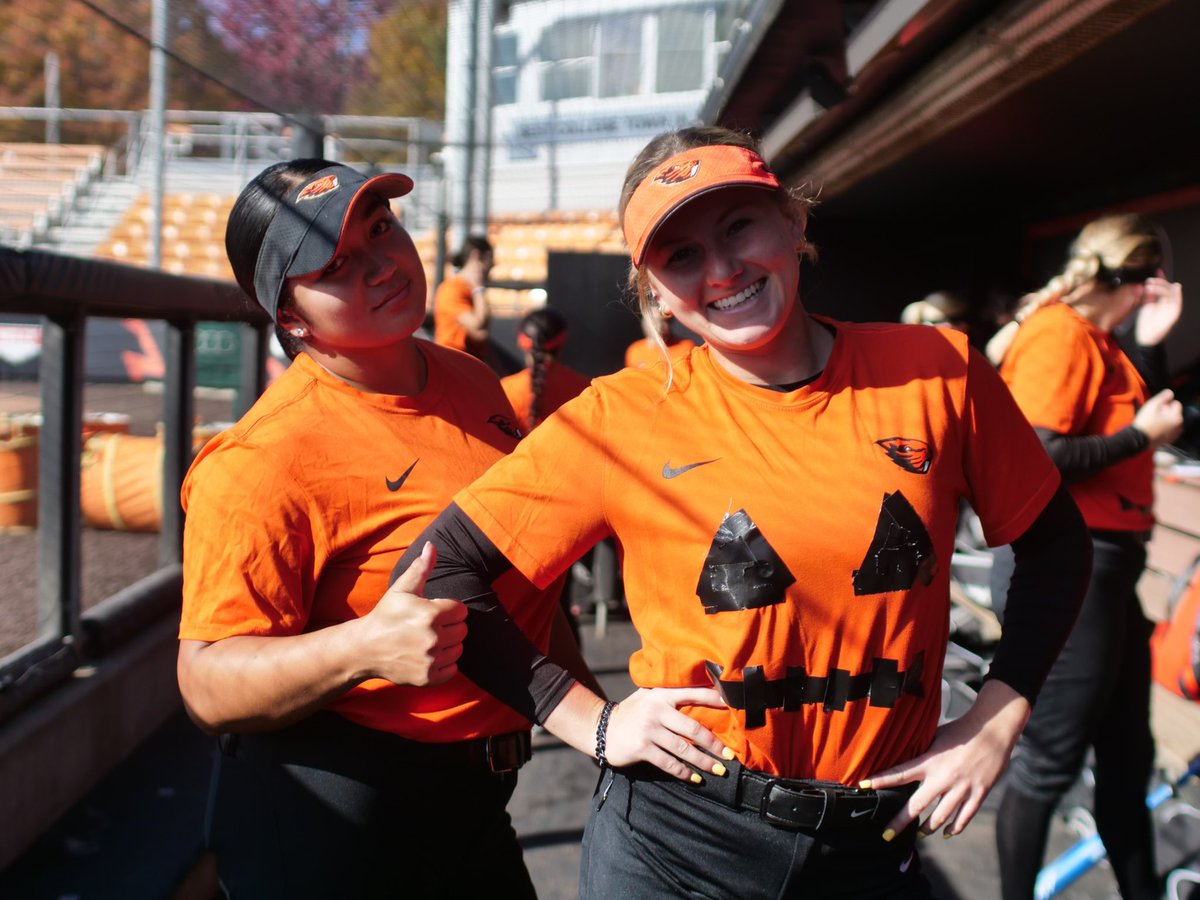 Oregon State Softball tweet media