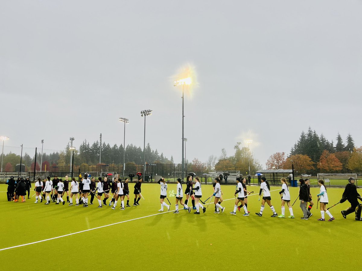 RT <a href="/nikdcww/">nik ww</a>: LMISSAA finals here we come for the 2nd  year in a row! Character 3-1 win for the YHS Senior 🏑 Team in a semifinal played in the middle of a atmospheric river! So proud of this group + a great birthday gift too! ☔️🐯🟢🟡🎂 #myYHS #GoYHSTigers
