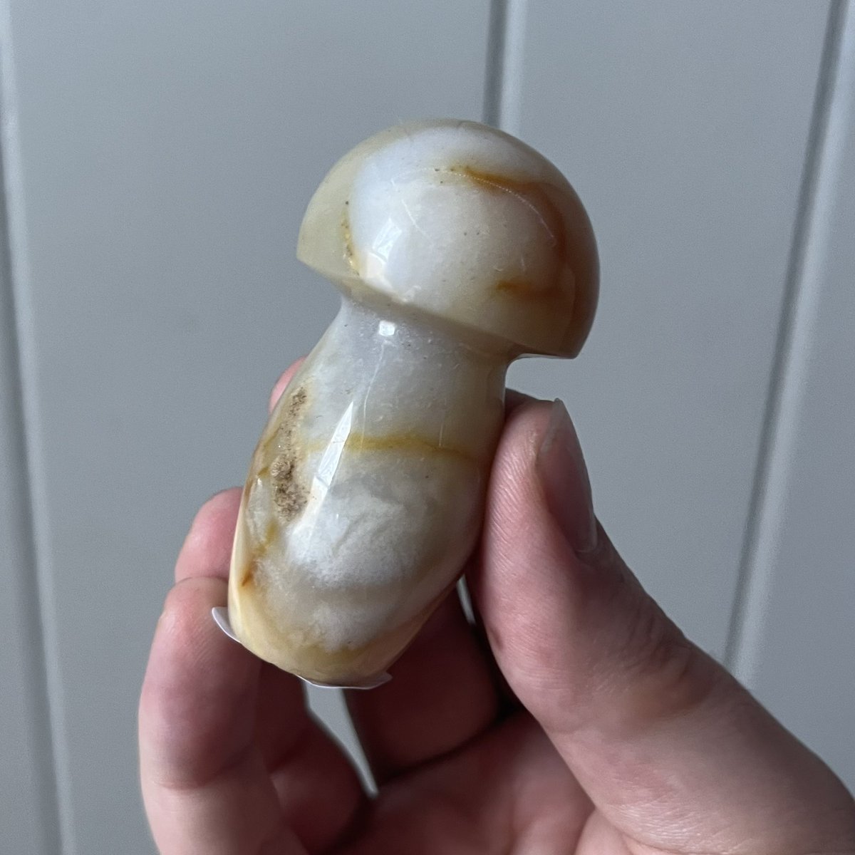 HalesCrystals's tweet image. These pieces are still available and are looking for their forever homes ❣️

link below— 40% off all earrings btw😋