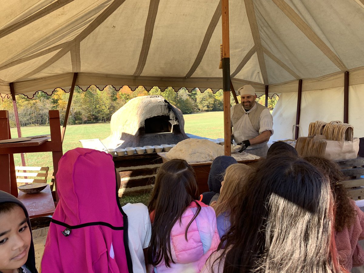 Beautiful day for a field trip to <a href="/MountVernon/">Mount Vernon</a>! <a href="/FtBelvoirES/">FtBelvoirES</a> first graders had a fantastic day exploring the grounds and learning more about the history that happened in our own backyard.