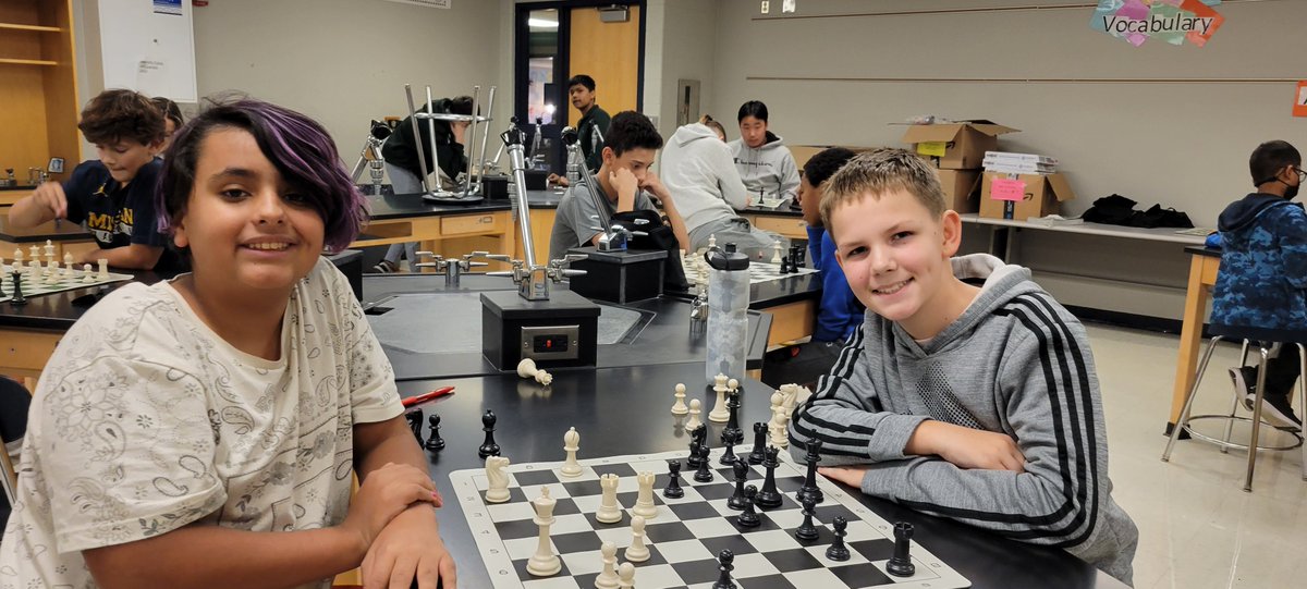 Kellie Saunders (@ksaunderscms) on Twitter photo Look out Magnus Carlsen, CMS Chess Club members are right behind you. <a href="/SLCSD/">South Lyon Community Schools</a> @SLCSCMS Look out Magnus Carlsen, CMS Chess Club members are right behind you. <a href="/SLCSD/">South Lyon Community Schools</a> @SLCSCMS