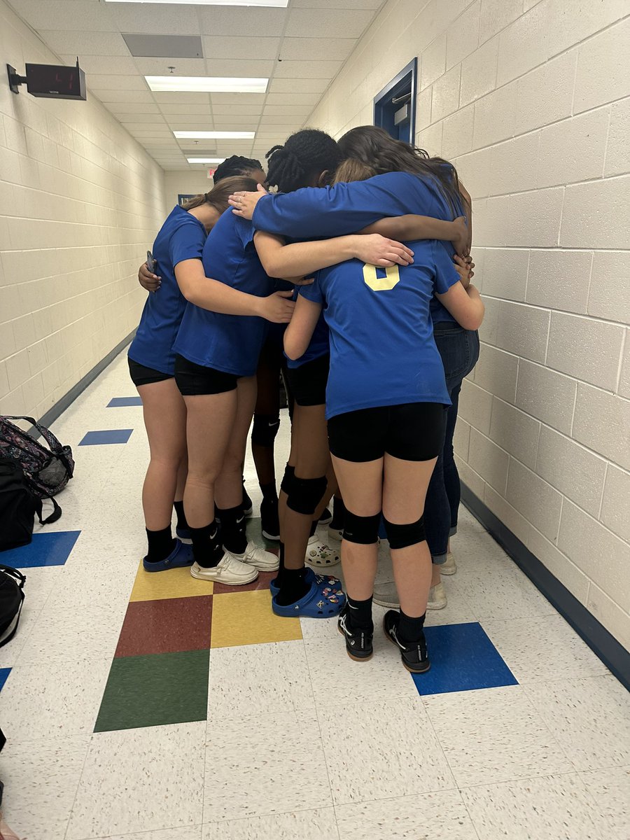 MParker0394's tweet photo. Well thatβs a rap on my first volleyball season coaching!! I am beyond proud of how great my girls did this season. Iβm definitely going to miss it and them. #cucps #WeAreCuCPS #ladydukes https://t.co/hVmKkb9qef