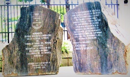 CIVoficial's tweet photo. Mañana el CIV cumple 161 años de fundado. Monumento a la Ingeniería Venezolana en el CIV Dos rocas de 10 toneladas extraídas del complejo Imataca (Bolívar) con antigüedad estimada 4.500 millones de años, desde la formación de la tierra.Homenaje a ingenieros, arquitectos y afines. https://t.co/POOvFsiC4m