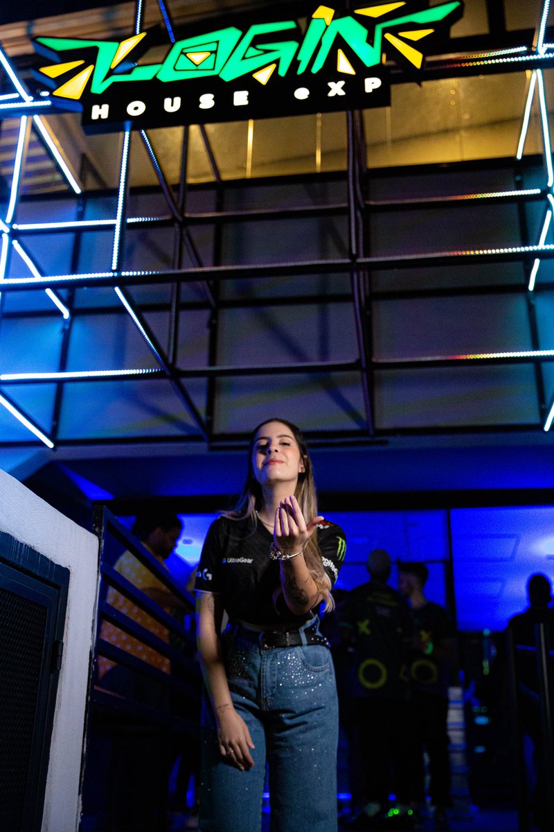 LGdobrasil's tweet photo. É real! Agora a gente Loga Sério com a Login House na Vila Madalena em SP. Uma espaço incrível para você beber, comer e jogar um game. Juntamos o mundo real com o virtual! Quem vem com a gente?  
#LG #LifeisGood #AGenteLogaSério #LoginHouse #AGenteJogaSério https://t.co/0XfyjYHyeO