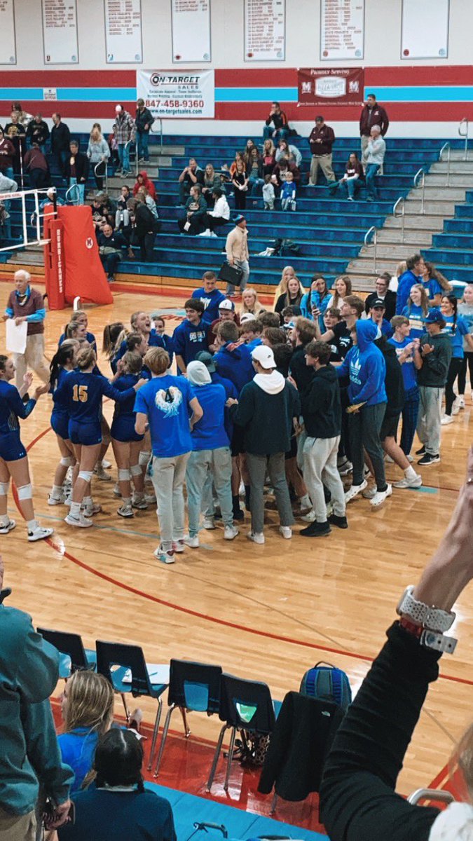 coach_jes_'s tweet photo. @JohnsburgVolle2 are regional champs!!!! Such an amazing game and so proud of these girls!!! https://t.co/Pc3T2SSBvL