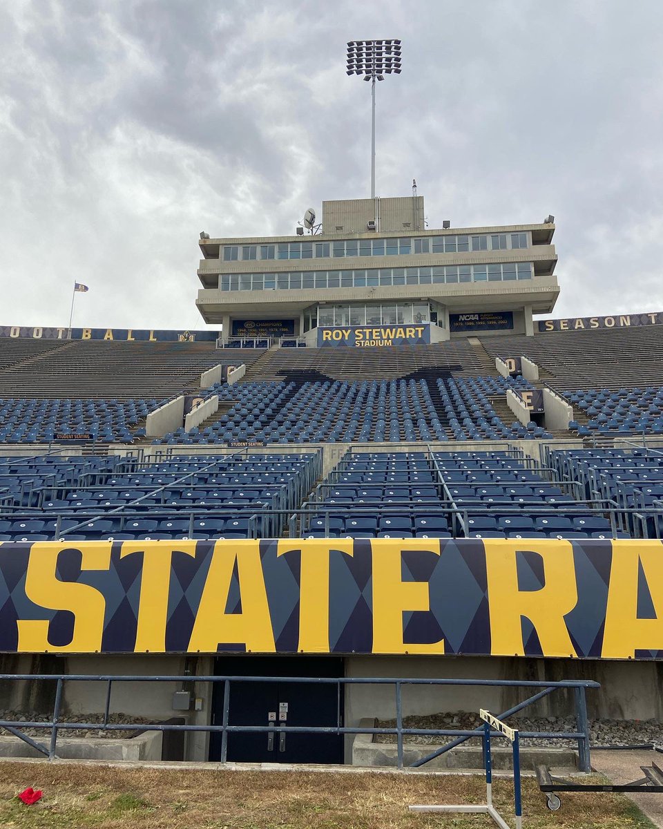 I am so excited to announce that I have verbally committed to continue my Track and Field career at Murray State University. I am beyond grateful and thankful for this opportunity. All the glory to God for everything I’ve been able to accomplish. GO RACERS!