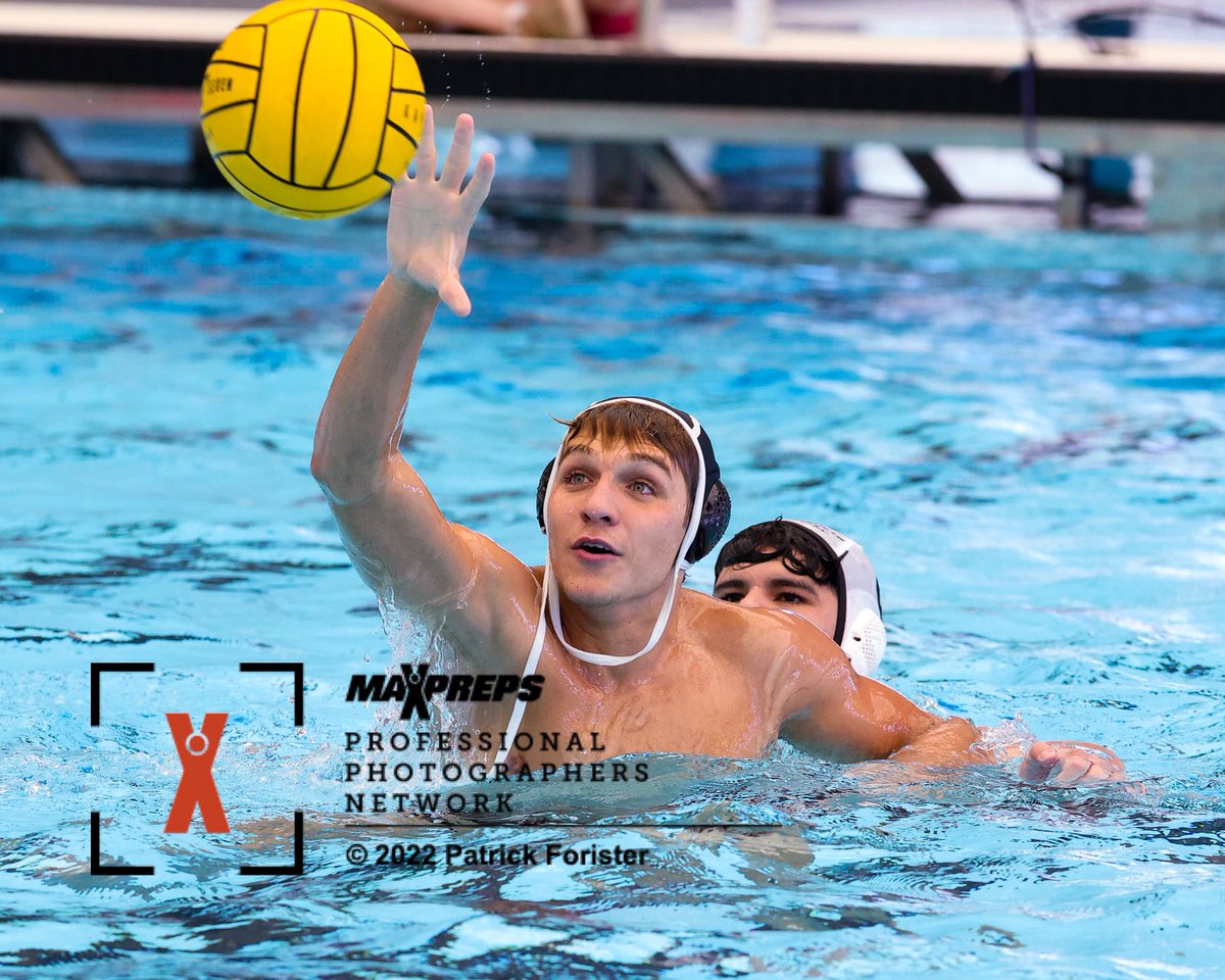 SnapPicsSA's tweet image. MaxPreps photographs Pharr-San Juan-Alamo North vs  Clark UIL 6A Region 4 Semifinal water polo. All image can be seen here: maxpreps.com/photography/ga…