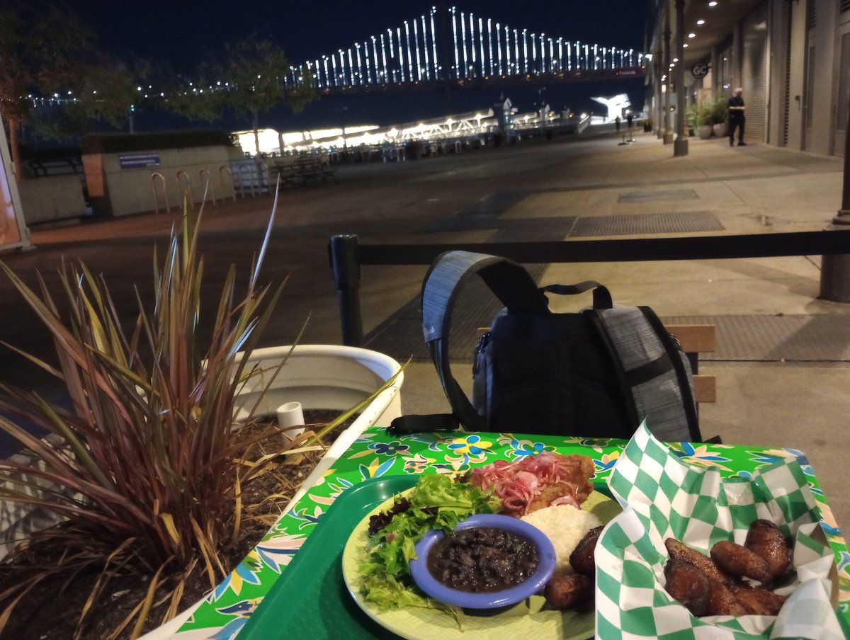 Elisabeth Olson tweet media