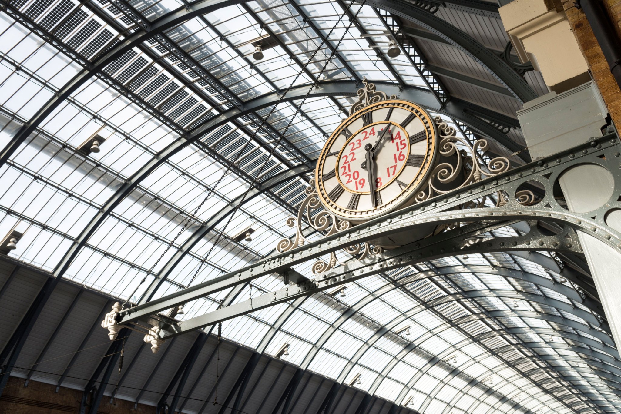 LBC on Twitter "The UK approaches the end of daylight saving time with