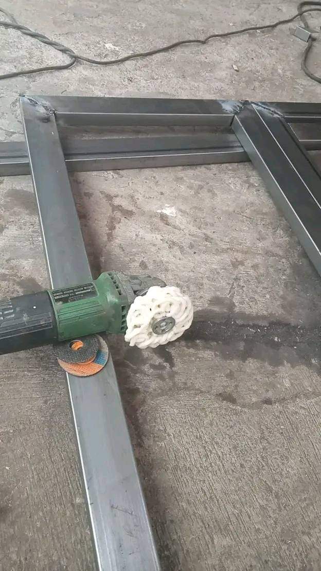 Randomims1's tweet image. 