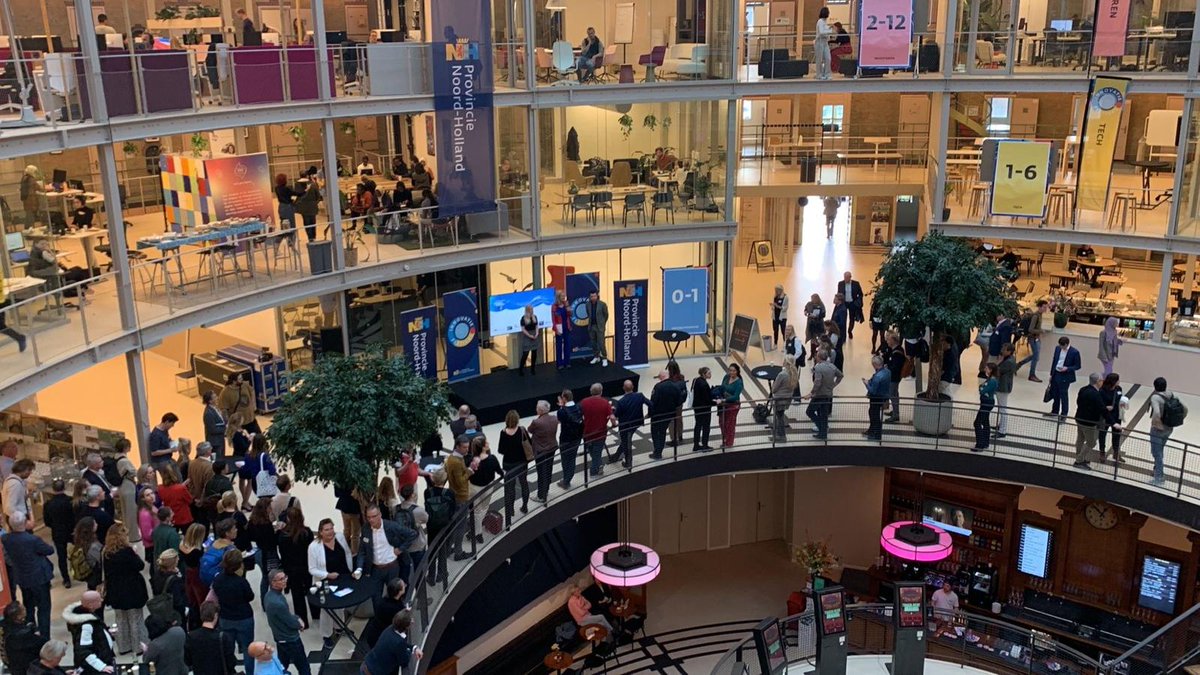 Volle bak op het Innovatiefestival bij <a href="/CupolaXS/">CupolaXS</a> en ook bij de sessies van <a href="/PIM_NH/">PIM NH</a> met <a href="/HPAMike/">Mike Rijkers</a> over financiering met <a href="/FeedRaven/">RavenFeed</a>, <a href="/quicargo/">Quicargo</a>, @Circotex, <a href="/Rabobank/">Rabobank</a>, <a href="/InnovatiefondsH/">Innovatiefonds Noord-Holland</a>, PDENH en @ROMInWest: linkedin.com/posts/pimnh_st… #haarlem #funding #mkb #startup #scaleup #innovatie