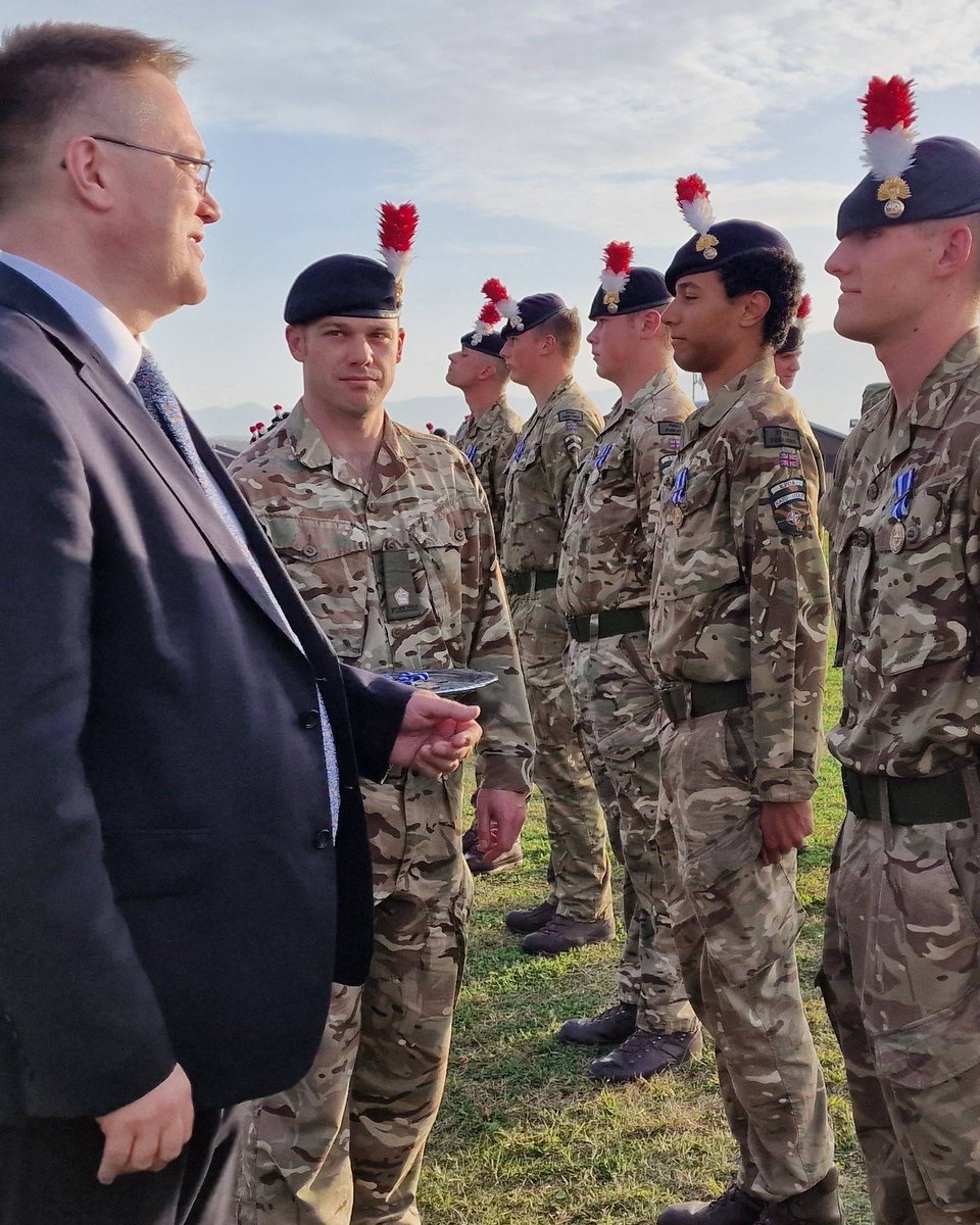 End of mission for X Coy. Air Chief Marshall Sir Stuart Peach, HMA Nicholas Abbot, and Comd RC-E Col Samulski ended X Coy’s KFOR mission by presenting them their medals on a stunning evening. X Coy are now off on a new mission. Stay tuned…..
