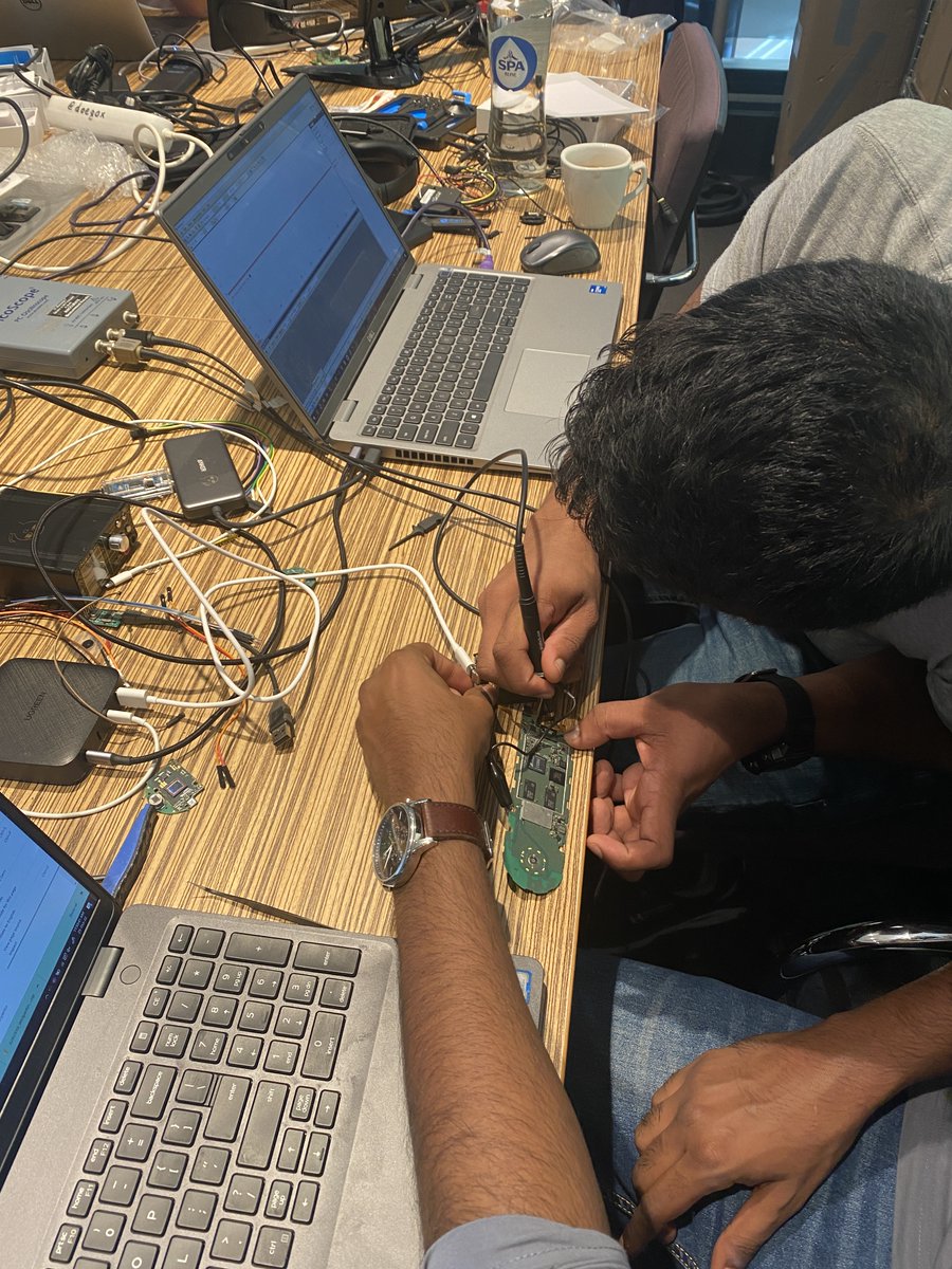 hardwear_io's tweet image. 🤓Did you know you can #hackfearlessly? Well that beauty from Parrot Drones has been broken down in a good way to discover #hardware #vulnerabilities same with your #Google Fitbit to Next Hub &amp;amp; even #Meta Oculus Quest 2

💡Discover more at #HardPWn @rfidiot 

#hw_ioNL2022