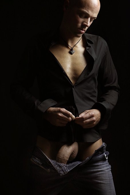 Photographer: https://t.co/MlE1X7Ipy2  more on my https://t.co/U5gu8zOBiX https://t.co/g6OG9aAoTI<a href="/tag/pornart"class="tags"><span>#pornart</span></a><a href="/tag/aktbild"class="tags"><span>#aktbild</span></a><a href="/tag/aktfotografie"class="tags"><span>#aktfotografie</span></a><a href="/tag/m%C3%A4nnerakt"class="tags"><span>#m&auml;nnerakt</span></a><a href="/tag/actphotograhie"class="tags"><span>#actphotograhie</span></a>