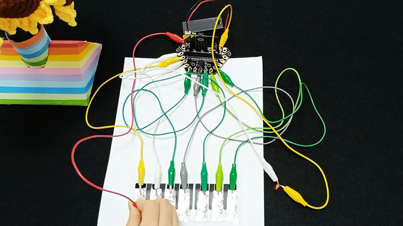 YahboomT's tweet photo. ๐ฅณToo many DIY projects based on Microbit. Coding makes kid's life funny.@microbit_edu @bbc_microbit
#Coding #Microbit #Robotics #sensorkit https://t.co/FIwsxqviLi