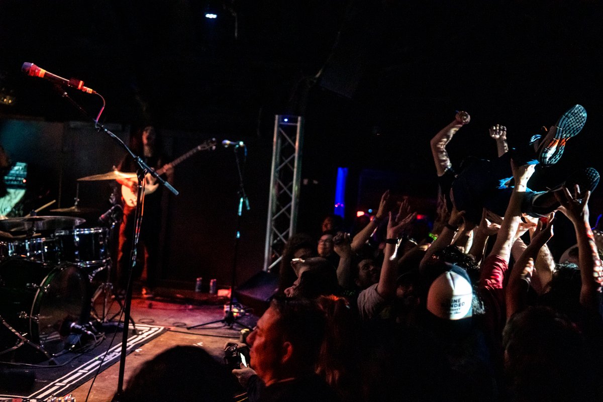 LEVITATION's tweet photo. SLIFT melting minds at @ElysiumAustin! If you have a chance to see this band live - do it! Incredible SOLD OUT show tonight with local rippers Megafauna. 

Photos by @rohofoto https://t.co/33akxm7Emk