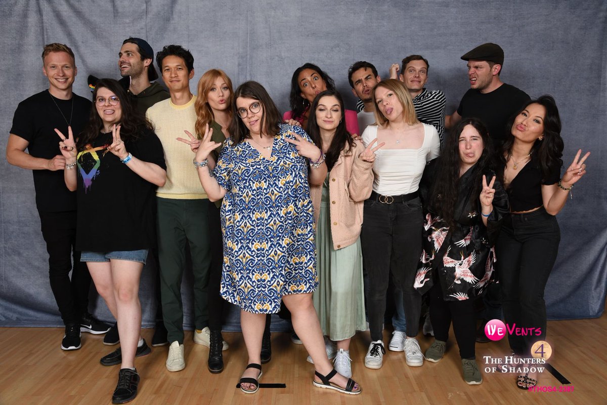 anasrapp's tweet image. #THOSCON #THOS2 #THOS3 &amp;amp; #THOS4 was a magical #Shadowfam reunion in Paris ♥️ #Shadowhunterslegacy I never forget this beautiful moments and meets. Thank you #ThosFamily for this years. 

@Kat_McNamara @WeventsProd