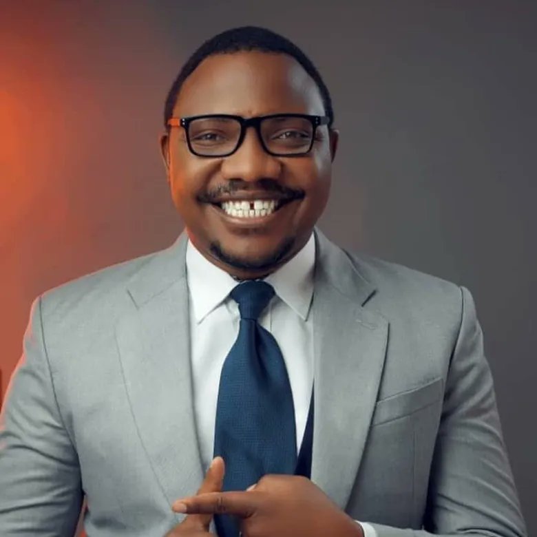 Now Playing;
Nalonda by <a href="/IamDrSuudi/">Dr Suudi</a> 
streema.com/radios/The_Bur…