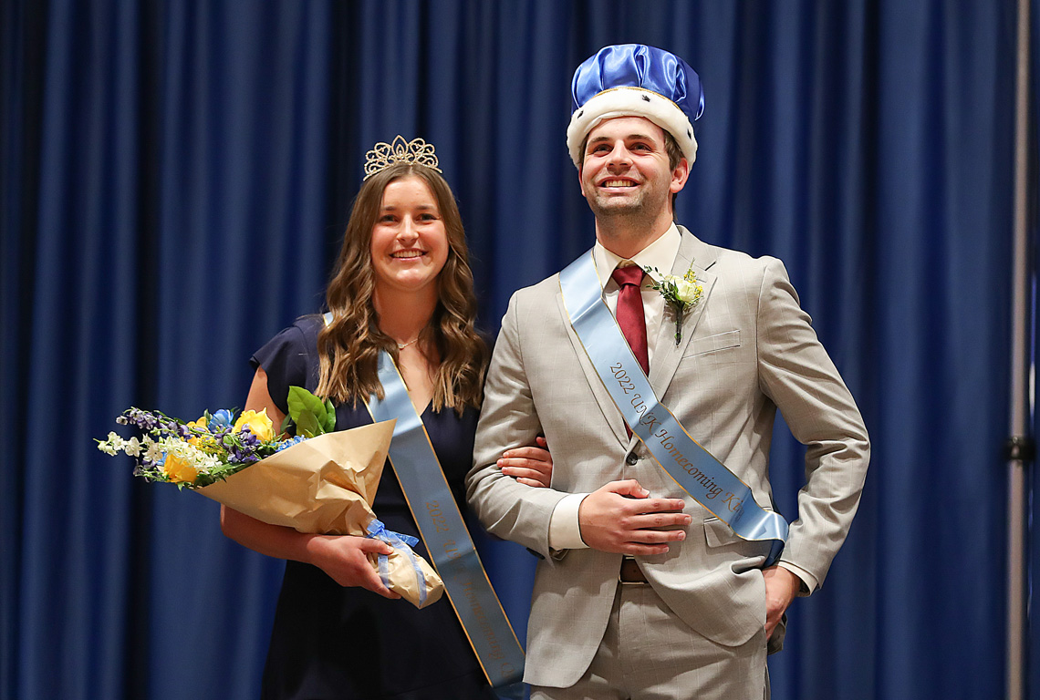 Aidan Weidner and Aspen Luebbe - the king and queen of campus. 👑

📸: ow.ly/O5RE50Lnx3F

#BeBlueGoldBold #Homecoming2022