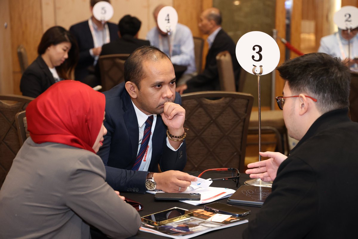 𝗜𝗧'𝗦 𝗔 𝗪𝗥𝗔𝗣 𝗳𝗼𝗿 #𝗔𝗗𝗦𝗔𝗥𝗧𝗖𝟮𝟬𝟮𝟮! 🎉 On behalf of the downstream team and our partners, EMA and SIEW – thank you for being a part of ADS &amp; ARTC 2022, and we will see you next year! 
#SIEW2022 #energytransition