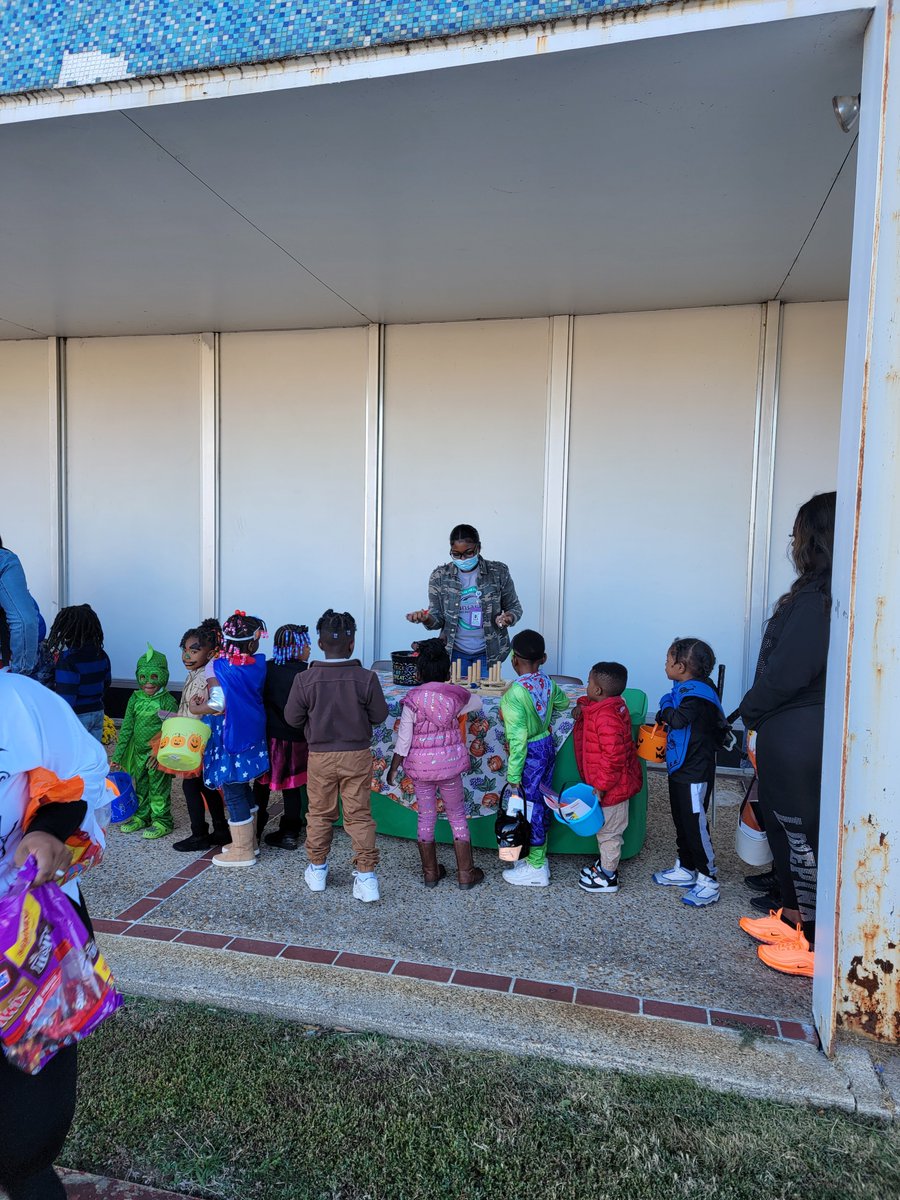 COMMUNITY MOMENT: ARESC's Fall Festival @ The River!  Young scholars dress up, play games, read, and enjoy the Fall.  The HIPPY team does a fantastic job leading these efforts.  We hope you find joy in these snapshot moments  Happy Fall! #ARRiverESC