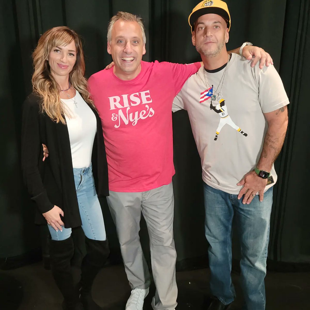 bulletbrak's tweet photo. S/O to @Joe_Gatto for a great show and big thanks to Wolverine for the pictures 📸
#joegatto #vanwezel #sarasota #florida #bodyshapedliketheletterD https://t.co/q93rKiIVwz