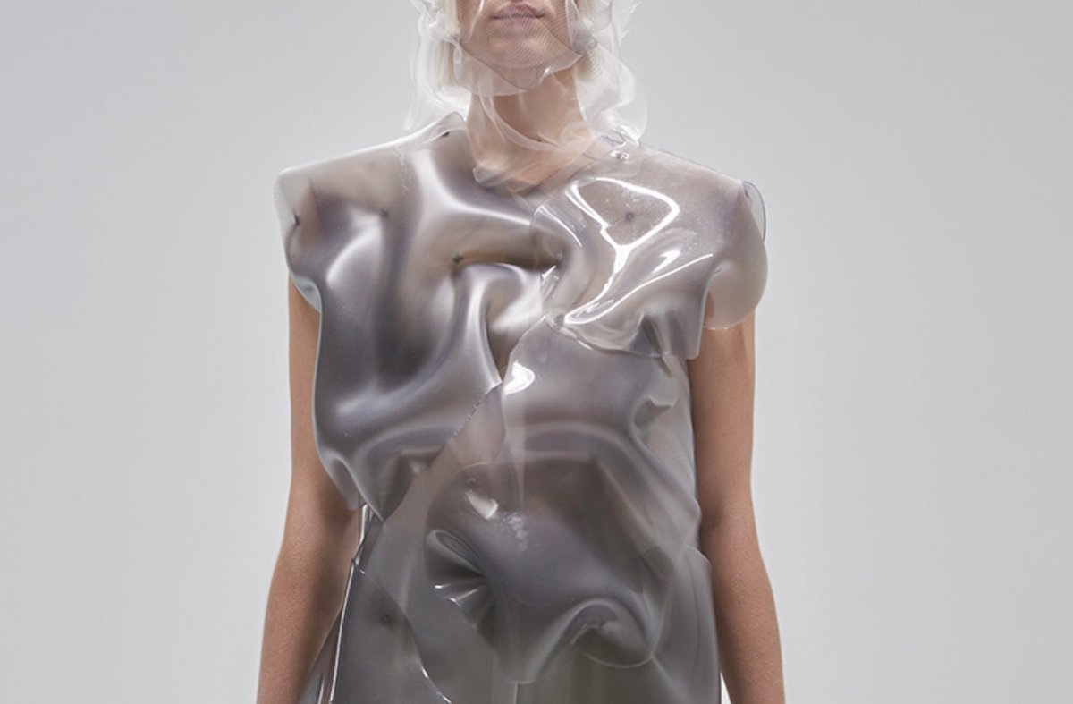 greyplay93's tweet photo. Flowing water, standing time
by Ying Gao https://t.co/q9MyajC0kY